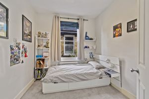 Bedroom- click for photo gallery